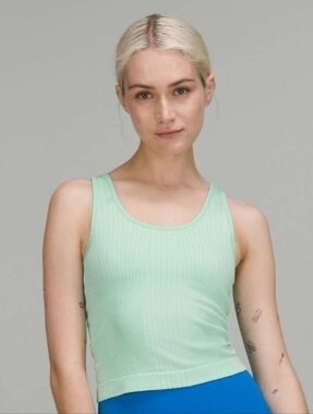Lululemon Ebb to Street Cropped Tank Top Ribbed Wild Mint / Ice Green Size 6